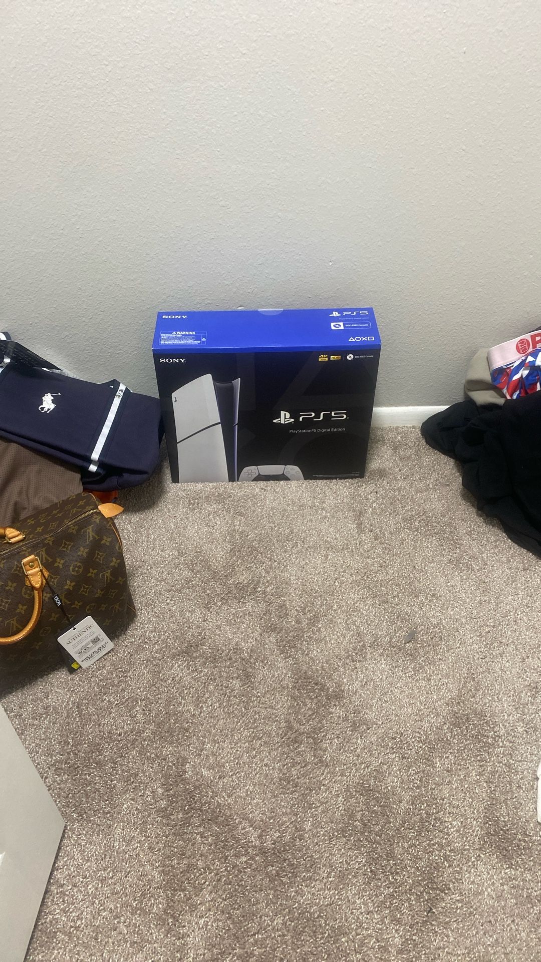 BRAND NEW PS5