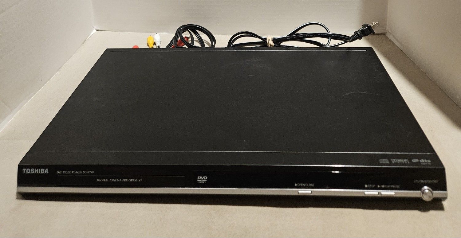 Toshiba DVD Player SD-K770 Multi-Format Playback With Box