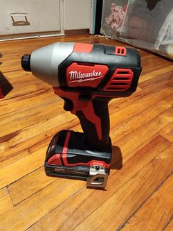 Milwaukee M18 Impact