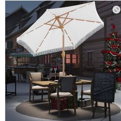 Fringe umbrella with led lights