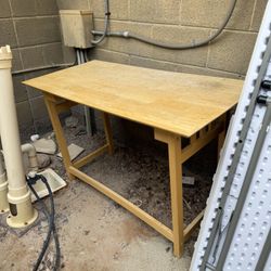 Free Desk