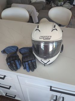 Nolan motorcycle + Sena 30k Bluetooth and gloves