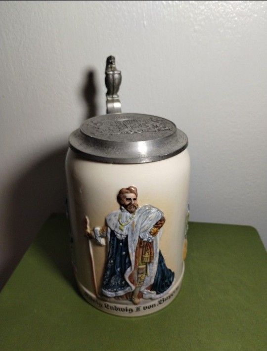 VINTAGE PORCELAIN / CERAMIC STEIN 95%ZINN PEWTER LID 7"×3.8"