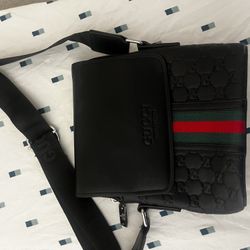Gucci Cross Body Bag Man 