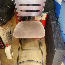 29" Tall Seat / Folding Chairs (3)