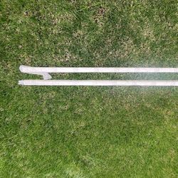 Wiremold V20GB506TR Tamper Resistance Plugmold Multioutlet System In Ivory 