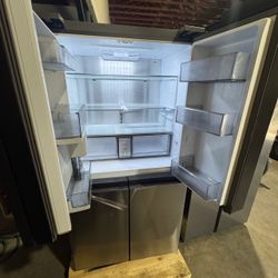 1 year old huge Samsung 4-Door French Door Refrigerator with Bev center $2600 new