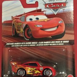 Disney Pixar Cars 2, " Lightning McQueen with Racing Wheels",  VHTF.