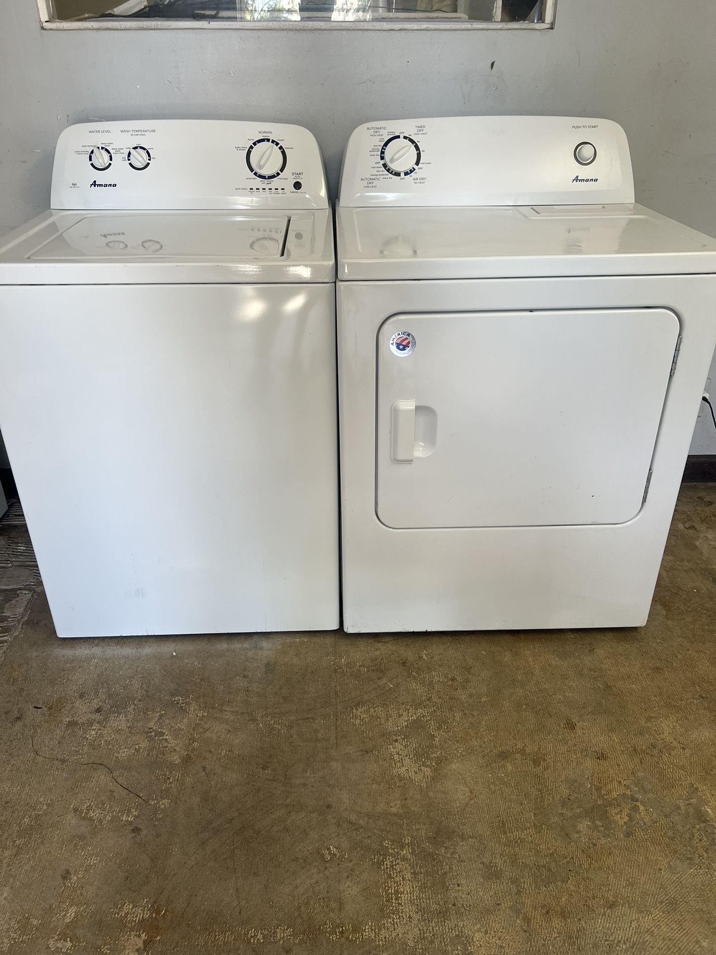 Amana Washer And Dryer Set