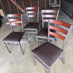 4 Folding Chairs