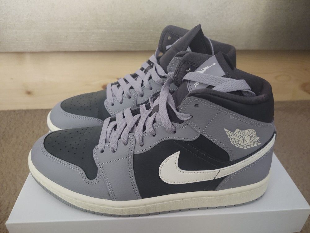Women's Air Jordan Shoes