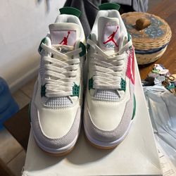 Jordan 4 Pine Green SB