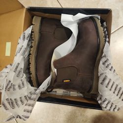 Dewalt Composite Satety Toe Shoe. Oil And Slip Resistant 