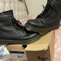 Dr.Martens