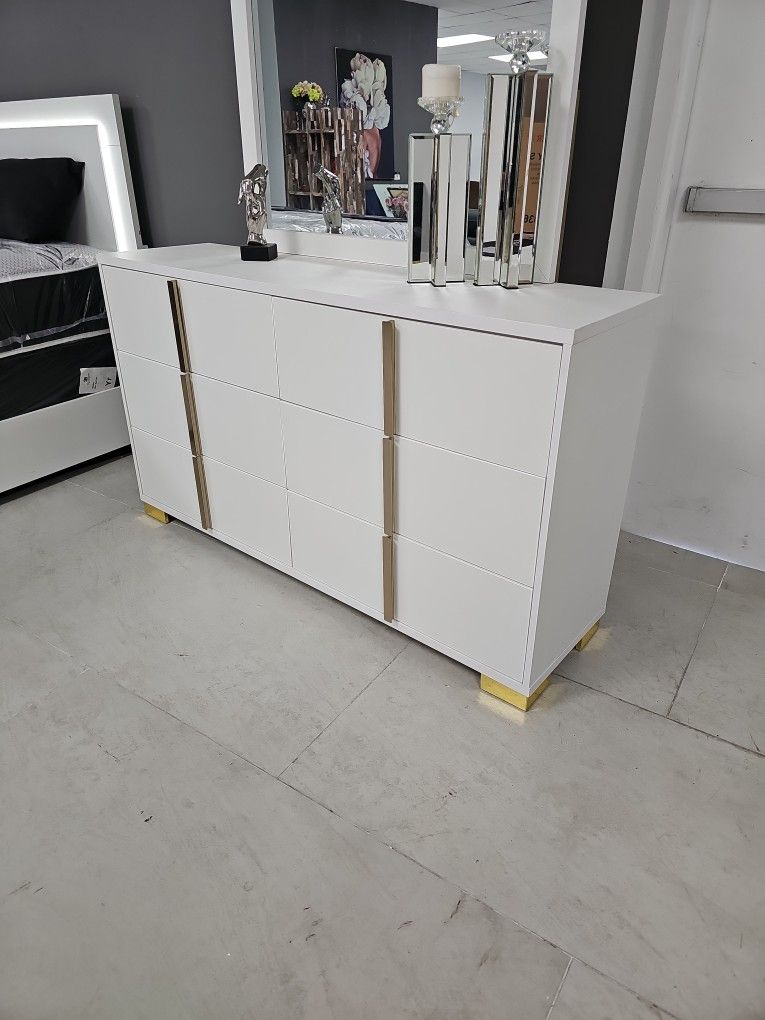 White Or Black Dresser Assembled NEW Finance Available