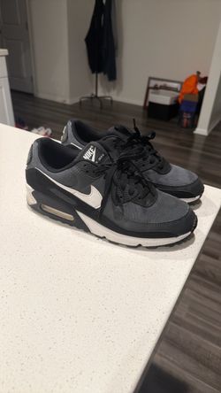 Nike AirMax $100 8.5