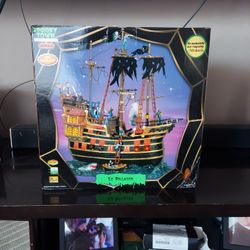 Lemax Spooky Town Collection Le Pillager 