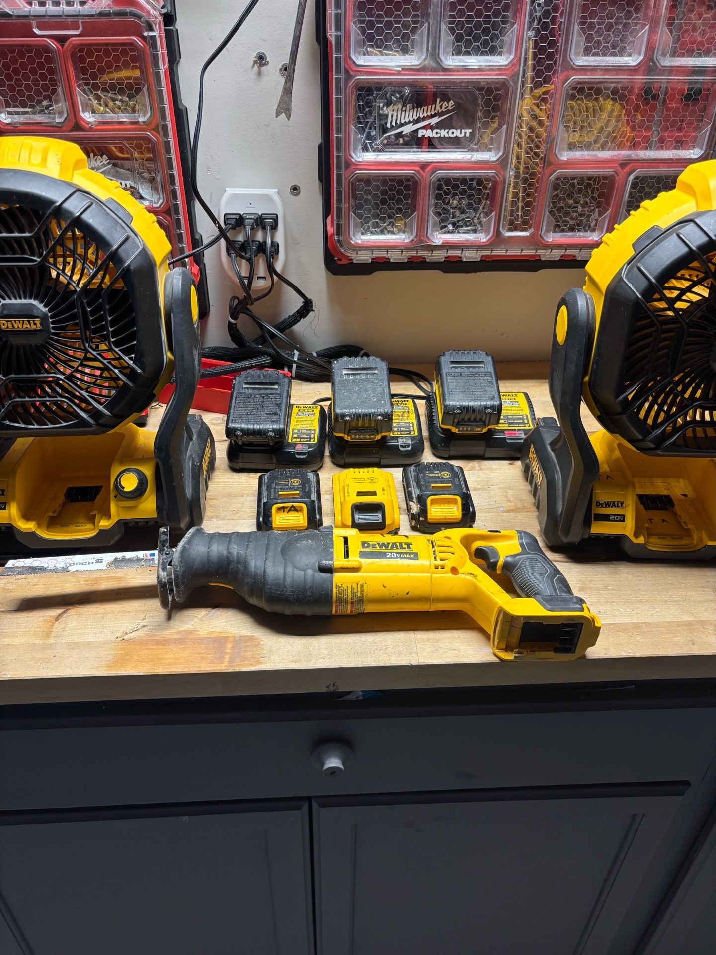 DeWalt Tools $250 Everything.