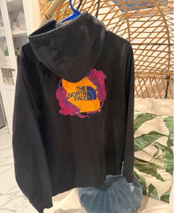 The north face hoodie