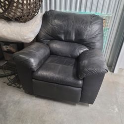 Black Leather Recliner/rocking Chair