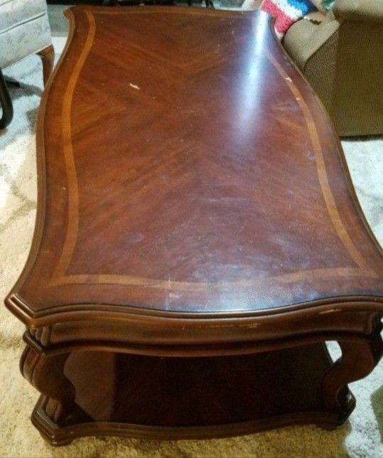 Coffee Table with 2 Drawers 