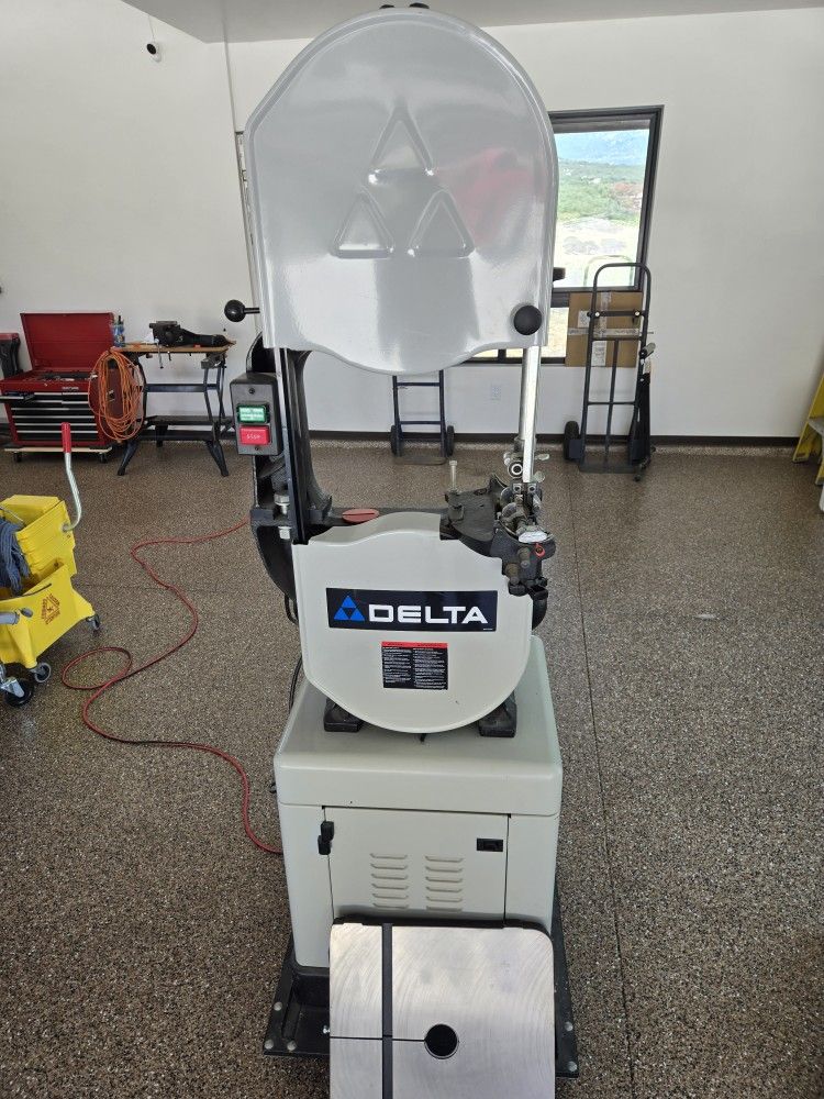 Delta 28-206 Bandsaw