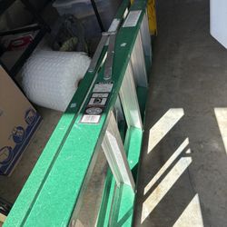 8 Foot Ladder - A-frame