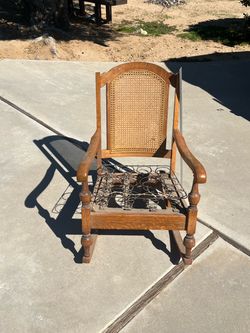Oak rocking chair