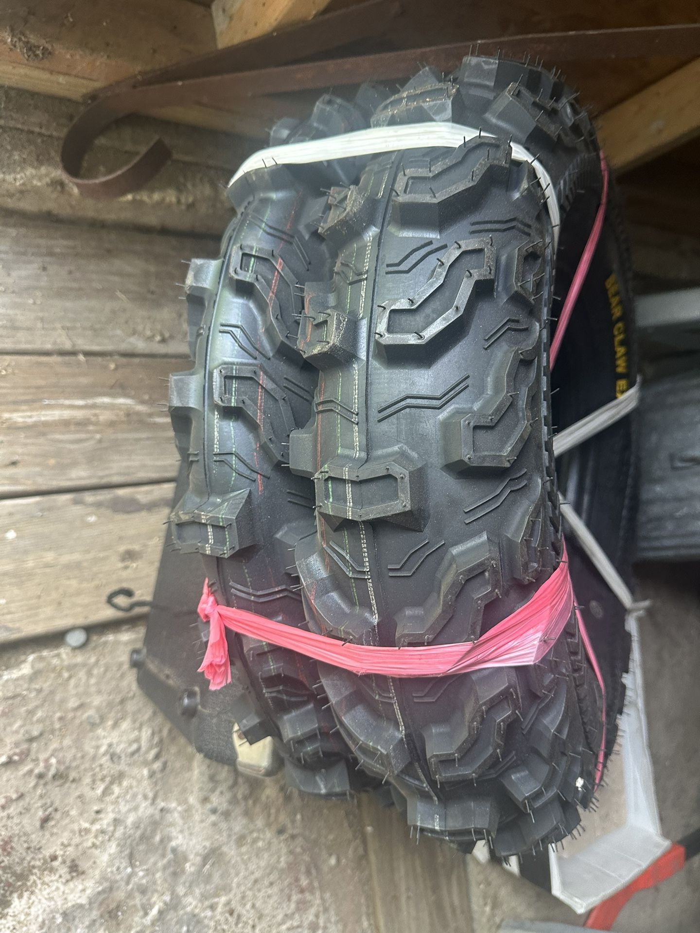 22x7x10 Kenda Bear Claws ATV