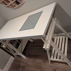 Adjustable Height Drafting Table