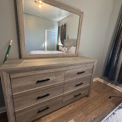 bedroom set Queen