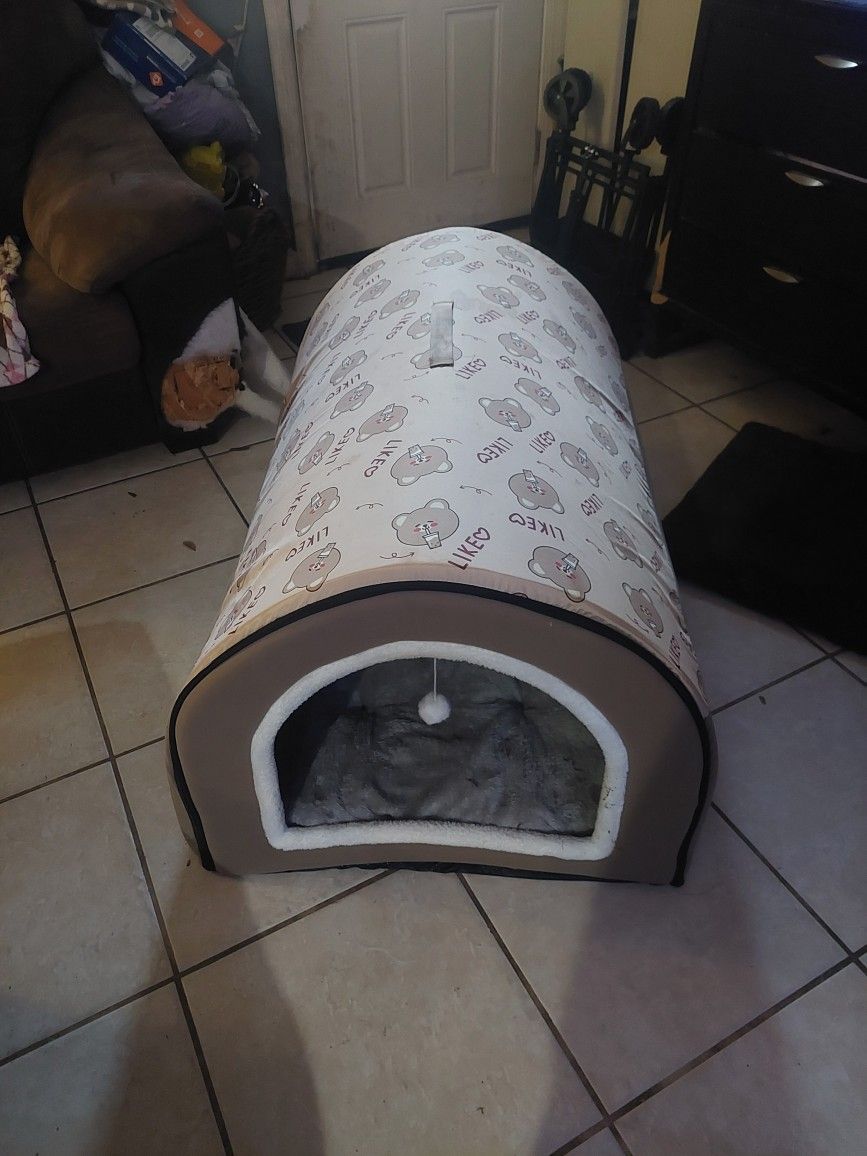 Foldable Dog House/Bed
