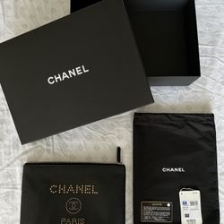 Chanel O Case Pouch Clutch Black Gold Metal