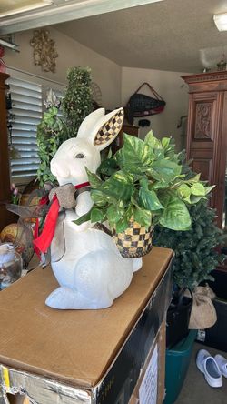 Ceramic rabbit flower pot