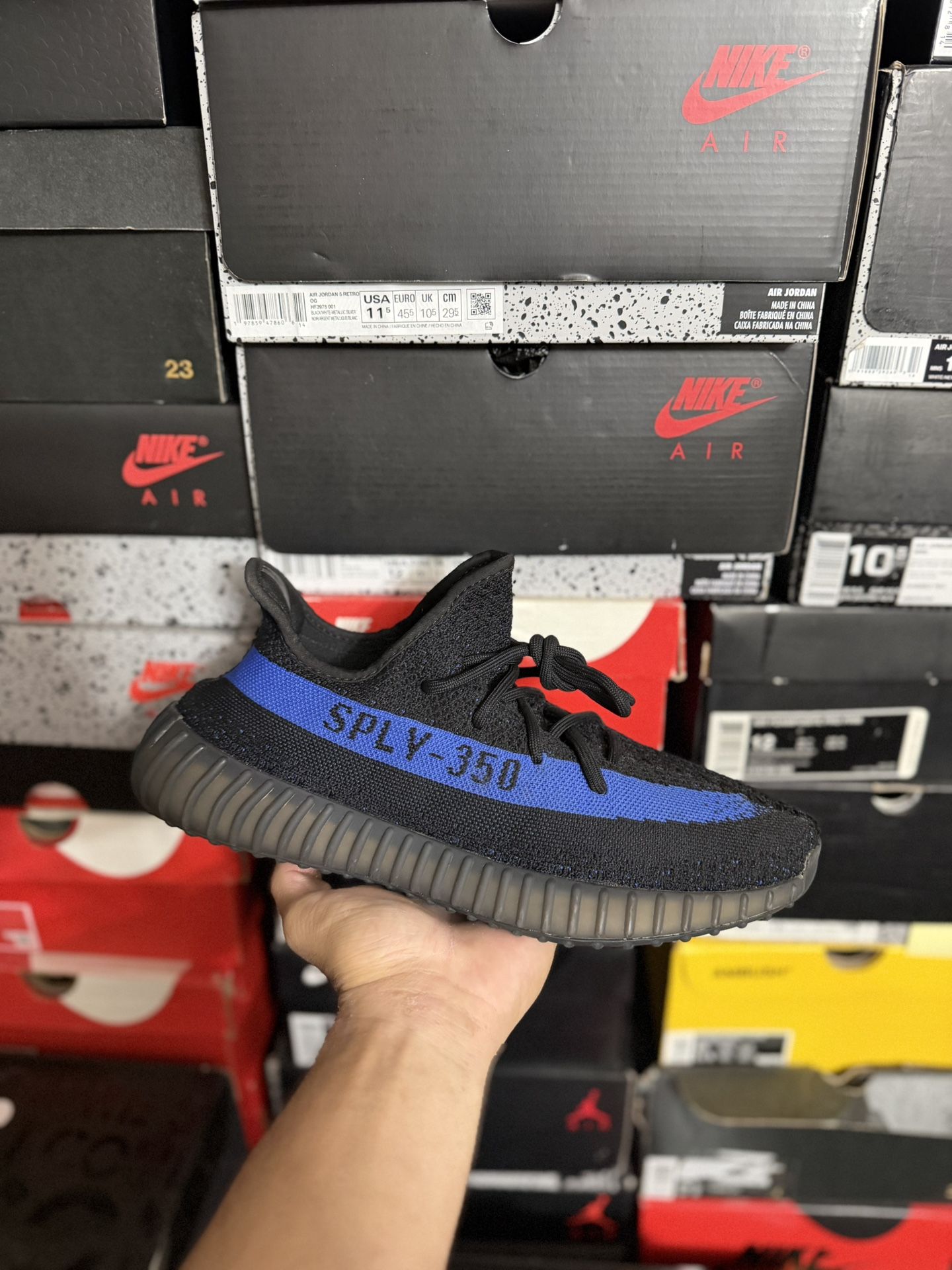 Adidas Yeezy 350 Dazzling Blue size 10.5 VNDS