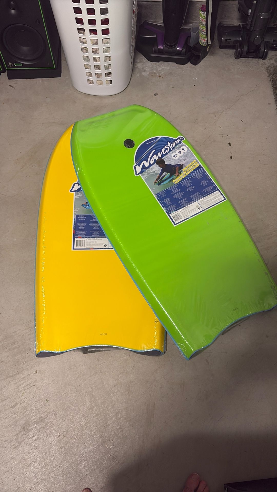 2 wave storm boogie boards 