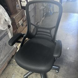 Flash Furniture Porter High Back Black Mesh Ergonomic Swivel Office Chair with Black Frame and Flip-up Arms