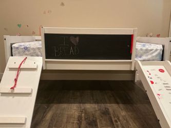 Twin Bunk bed with mattress