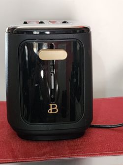 2-Slice Toaster with Touchs creen Display, Black Beautiful 31150 Irem 19039