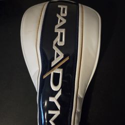 Callaway Paradym golf club headcover, available in a navy, white, and gold design. 