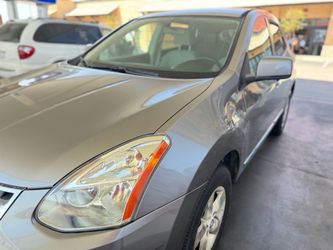 2011 Nissan rouge