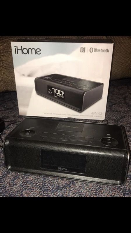 iHome iBN43 Bluetooth speaker, radio, clock, speakerphone