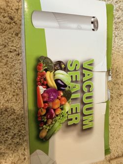 Brand New Vacuum Sealer Machine + Bags Food Storage Kit Portable