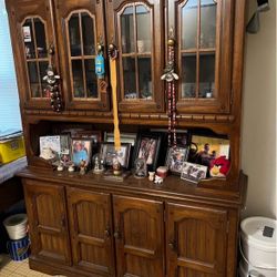 China cabinet 