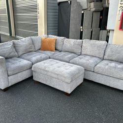 Sectional Couch 