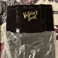  Victoria Secret Totes