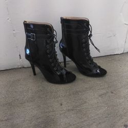 Brand New! Dark Brn heeled Boots sz 8 1/2