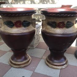 New Flower Pots Made Out Of Clay Size 28in H x 18in W 