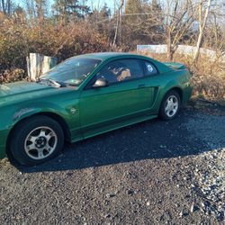 99 Ford Mustang V6 Parts Or Whole car