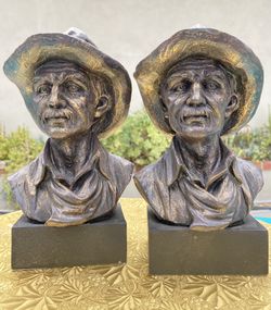 BOOK ENDS- 2 Western Themed, heavy ceramic Bookshelf Ends $20 OBO